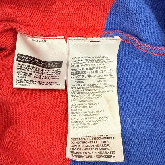 Men’s Levi's x Peanuts Snoopy Soccer Striped Crewneck Sweatshirt Sz M - Picture 6 of 7